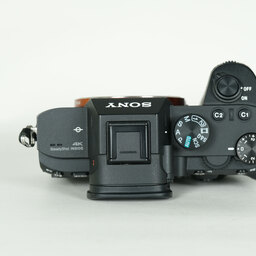 SONY α7 III(ILCE-7M3) SONY α7 III(ILCE-7M3)