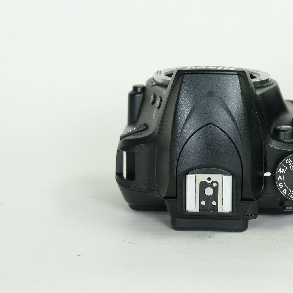 Nikon D3400