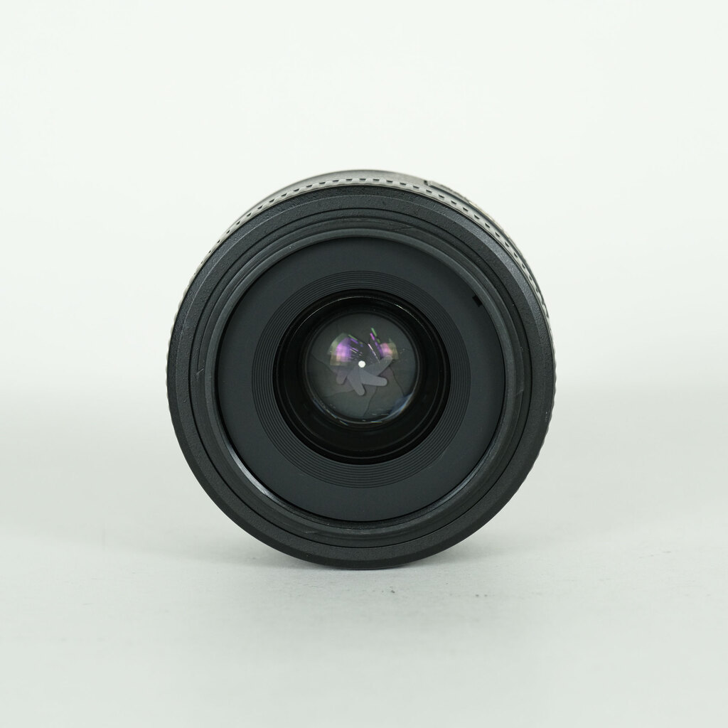 Nikon AF-S DX NIKKOR 35mm f/1.8Gの出品 | ONE SCENE（ワンシーン）