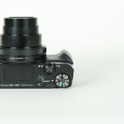 SONY Cyber-shot DSC-RX100M6 SONY Cyber-shot DSC-RX100M6