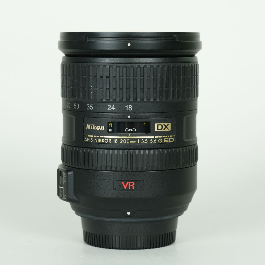 AF-S DX VR Zoom-Nikkor 18-200mm f/3.5-5.6G IF-ED 中古価格比較