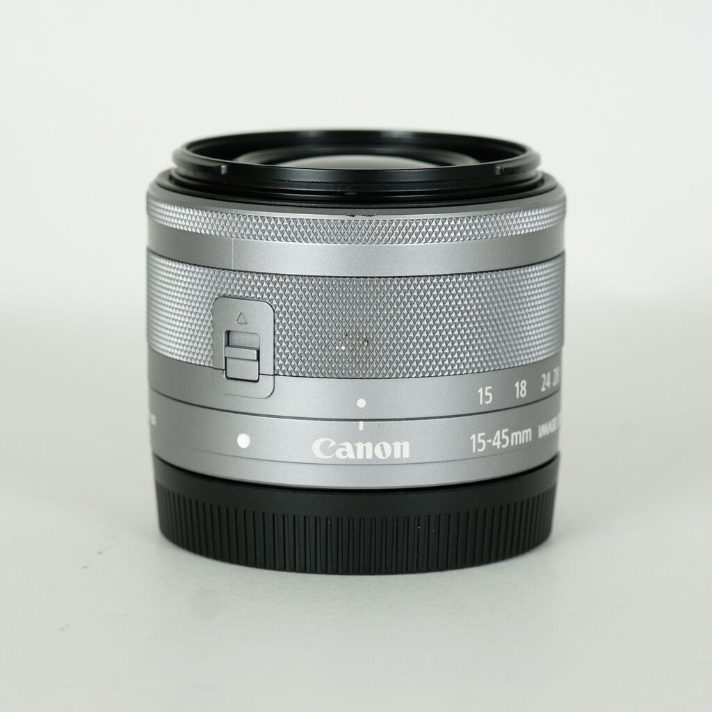 Canon EF-M15-45mm F3.5-6.3 IS STM