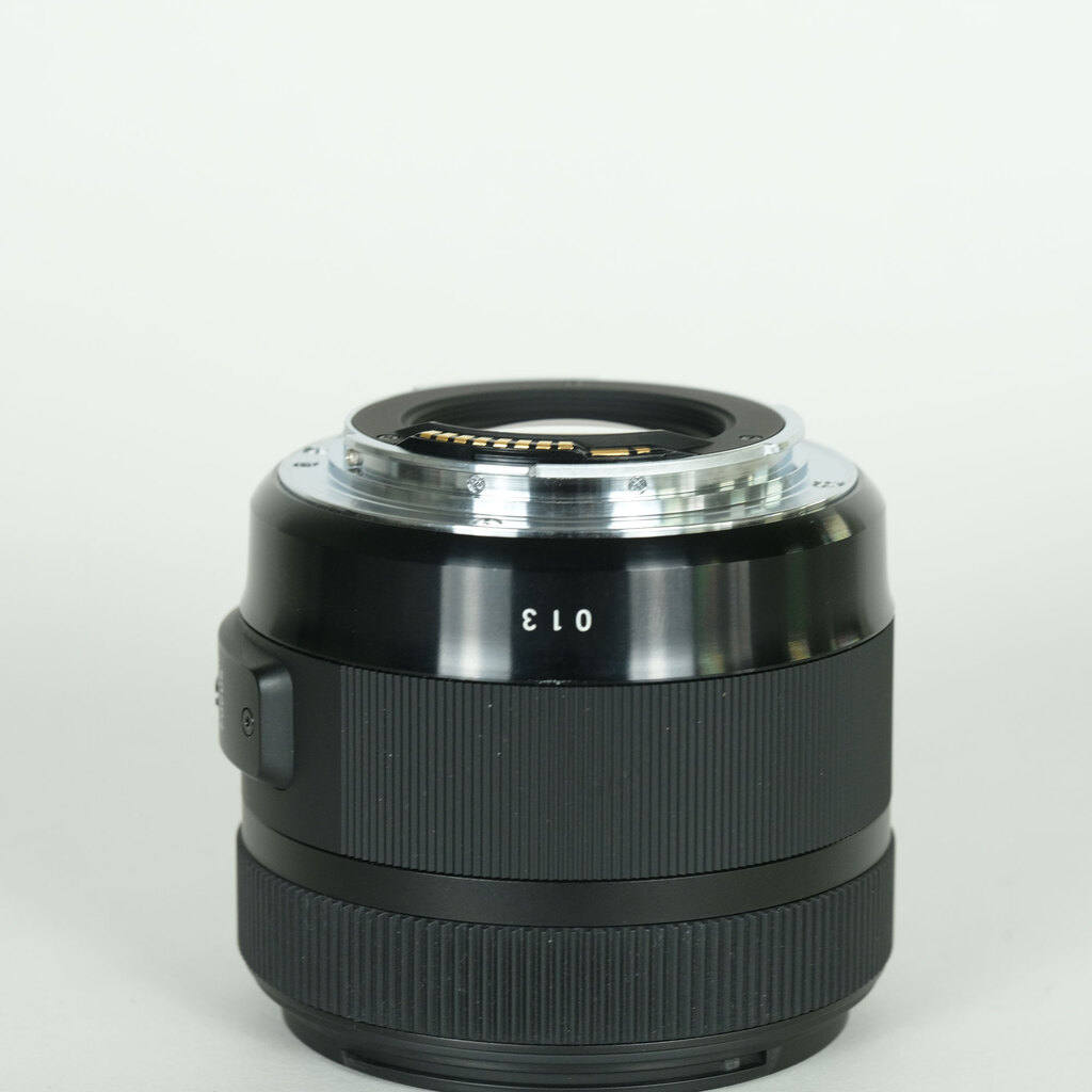 SIGMA 30mm F1.4 DC HSM | Art [キヤノン用]