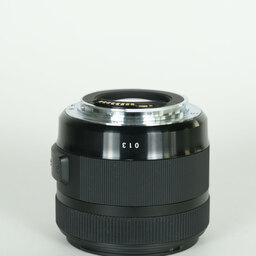 SIGMA 30mm F1.4 DC HSM | Art [キヤノン用]