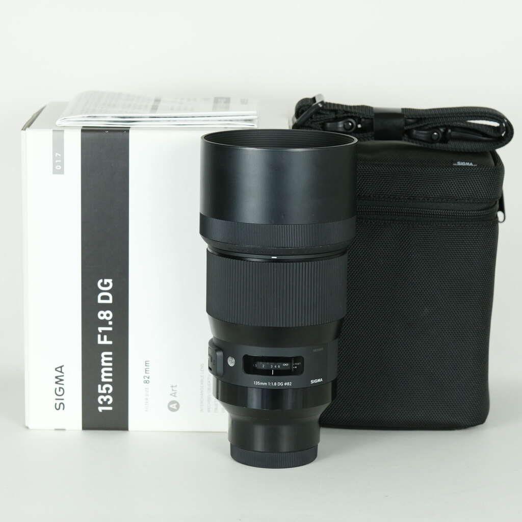 SIGMA Art 135mm F1.8 DG HSM (ソニーE用) SIGMA Art 135mm F1.8 DG HSM (ソニーE用)