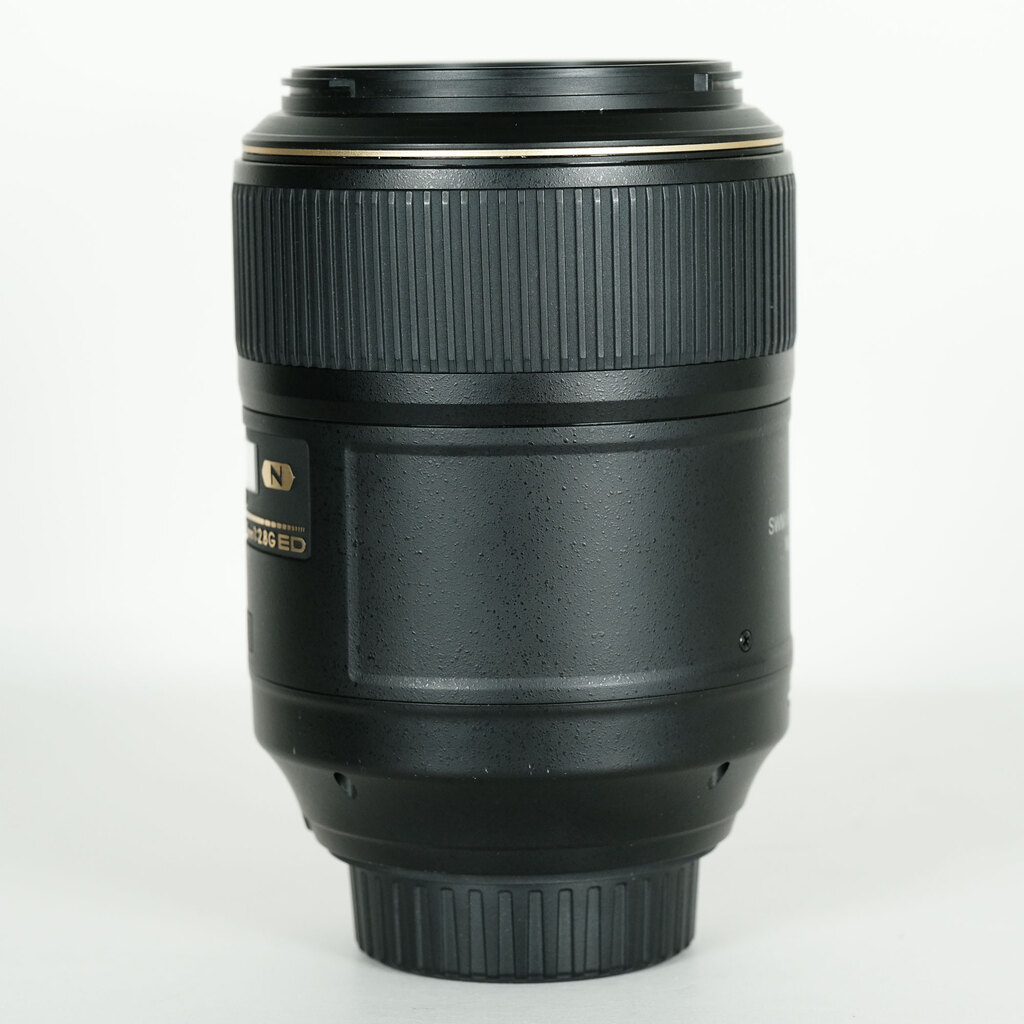 Nikon AF-S VR Micro-Nikkor 105mm f/2.8G IF-ED
