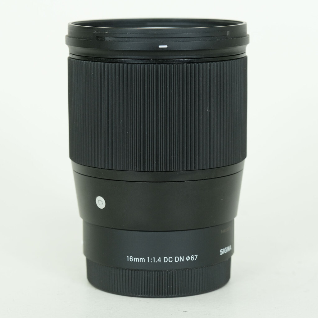 16mm F1.4 DC DN [ソニー用] 中古価格比較 - 価格.com