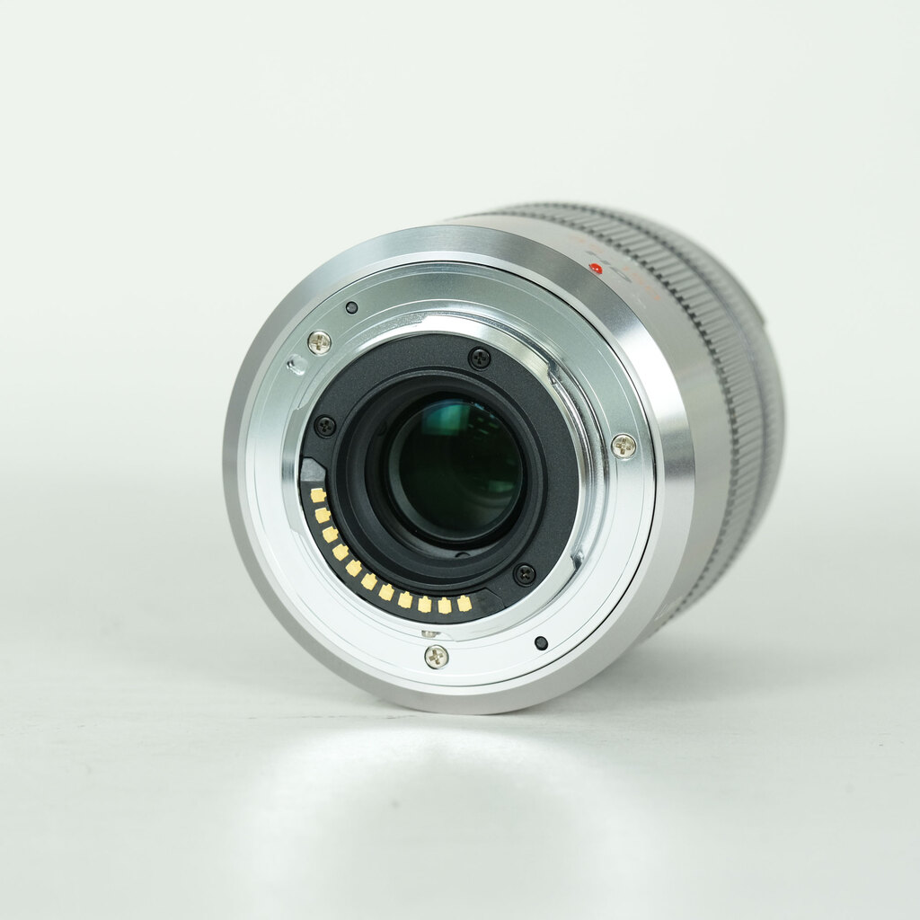 Panasonic LUMIX G VARIO 45-150mm / F4.0-5.6 ASPH. / MEGA O.I.S.の
