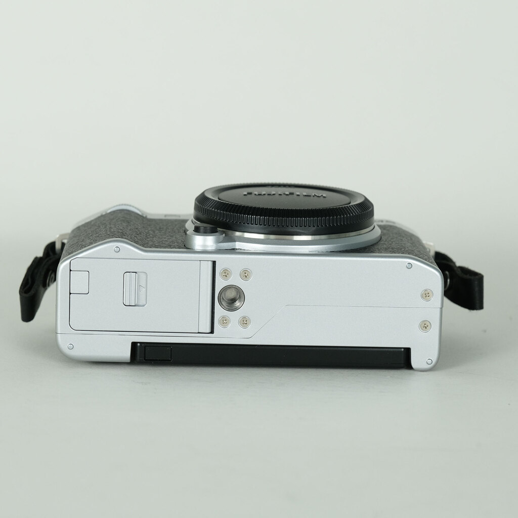 FUJIFILM X-M5 FUJIFILM X-M5