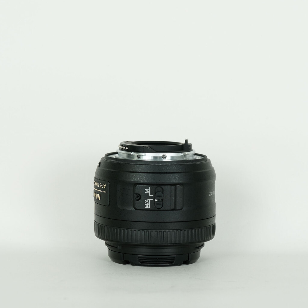 Nikon AF-S DX NIKKOR 35mm f/1.8G