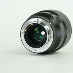 SONY FE 85mm F1.8 SEL85F18 SONY FE 85mm F1.8 SEL85F18