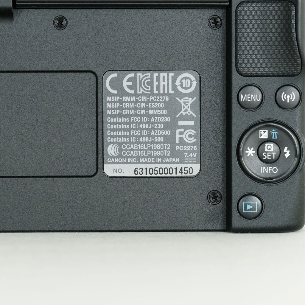 Canon EOS M100 Canon EOS M100