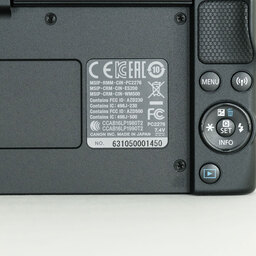 Canon EOS M100 Canon EOS M100