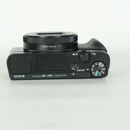 SONY Cyber-shot DSC-RX100M7 SONY Cyber-shot DSC-RX100M7