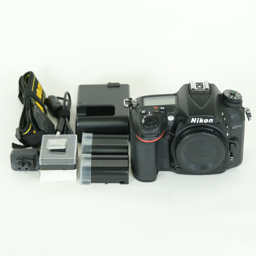 Nikon D7200