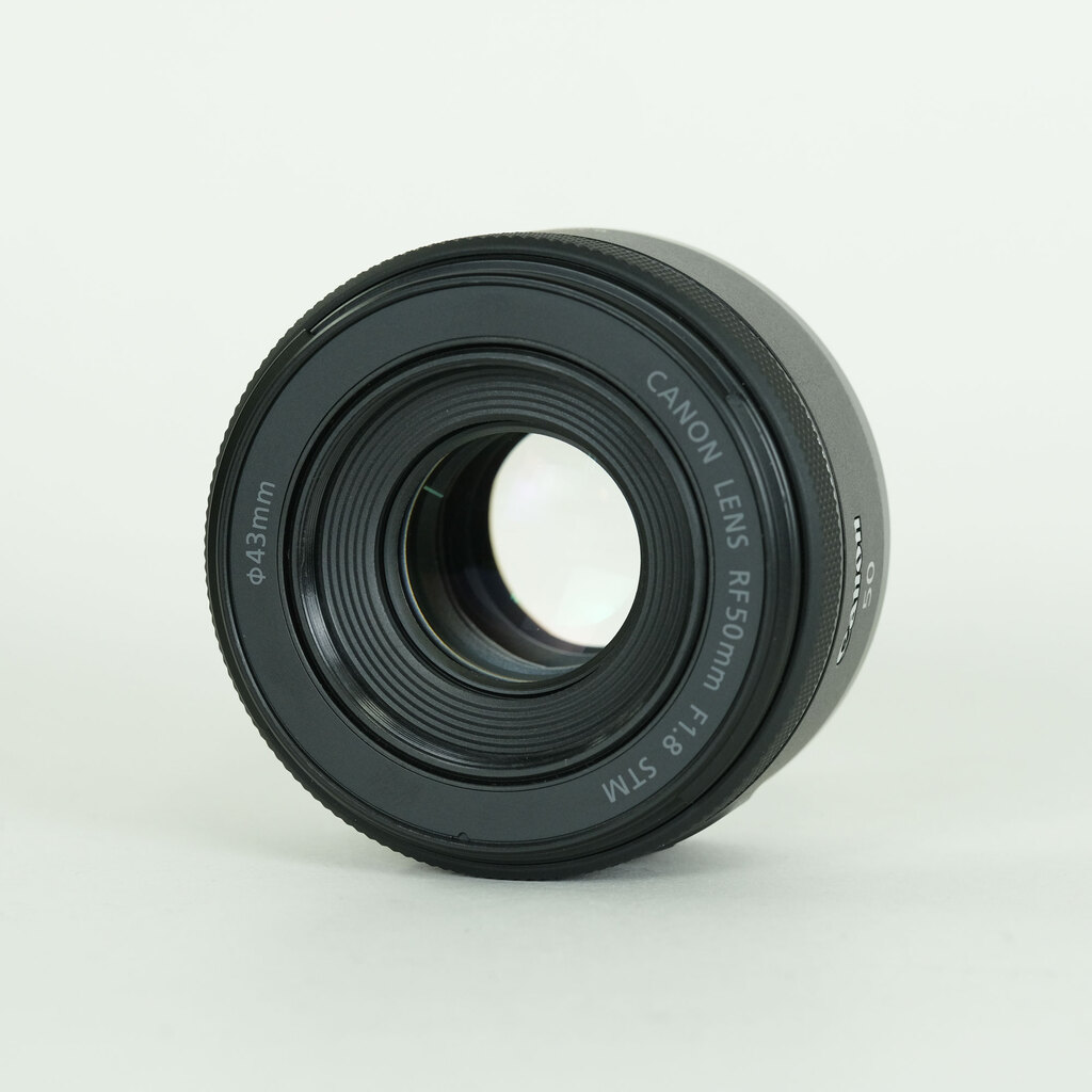 Canon RF50mm F1.8 STM Canon RF50mm F1.8 STM