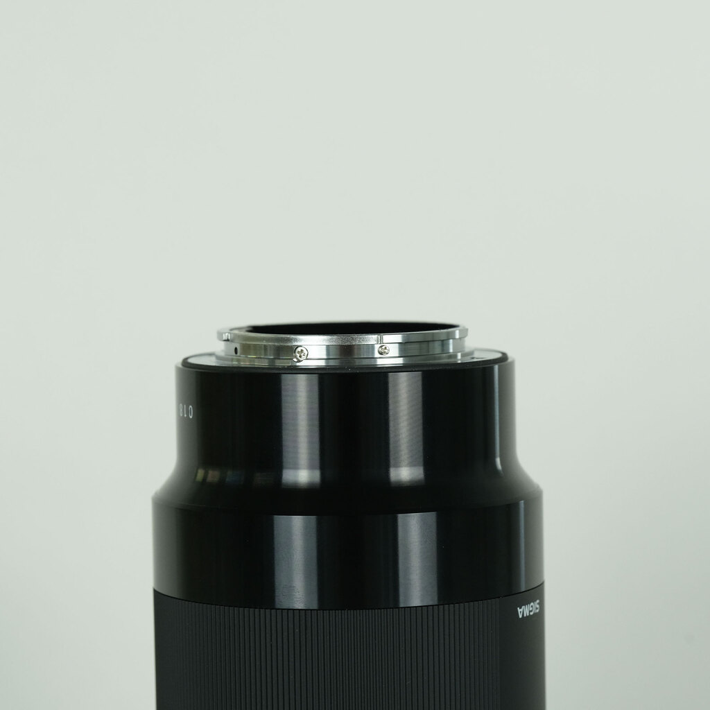 SIGMA 70mm F2.8 DG MACRO｜Art [ソニーE用]の出品 | ONE SCENE（ワン