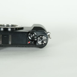 Panasonic LUMIX DMC-GX7MK2 ボディ ブラック