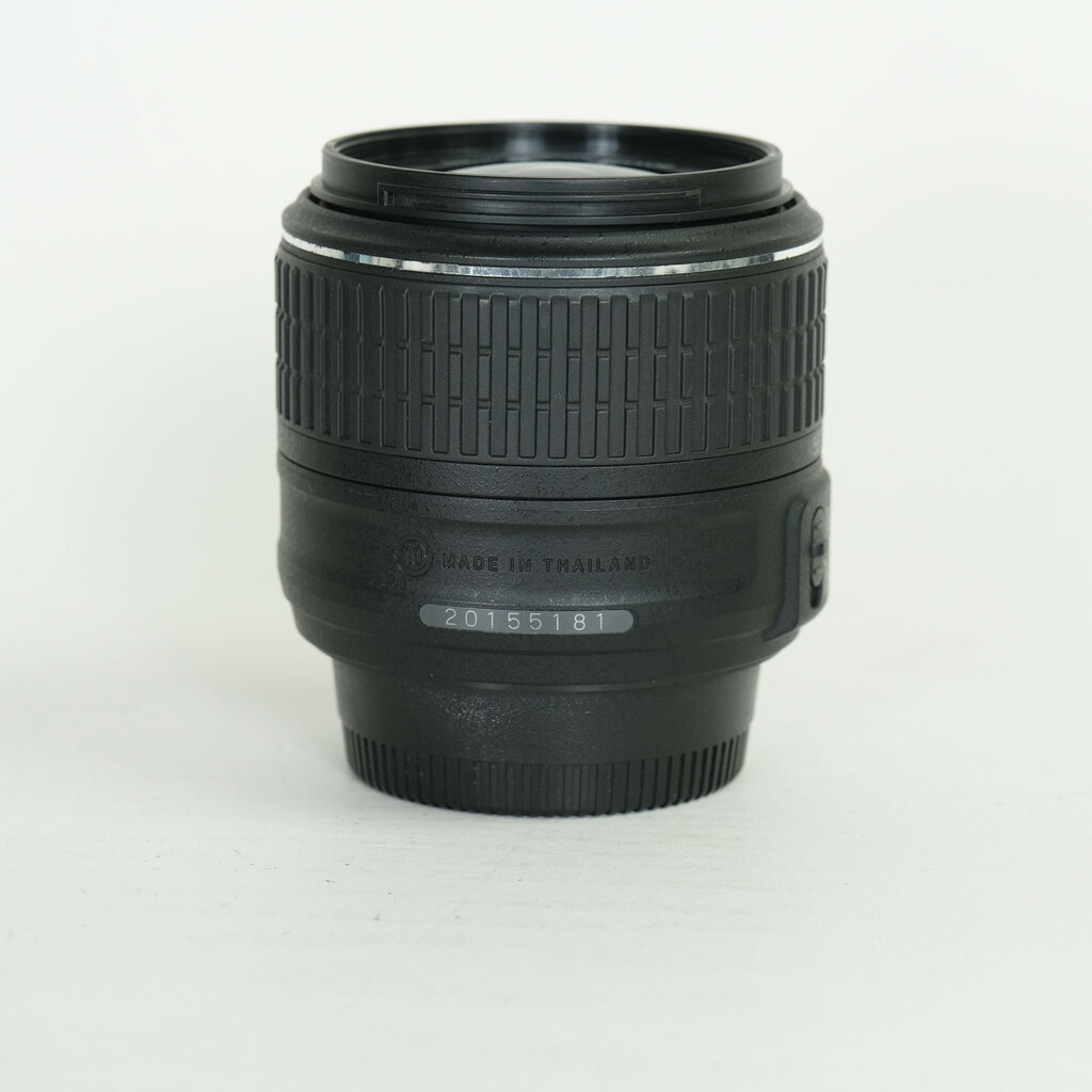 Nikon AF-S DX NIKKOR 18-55mm f3.5-5.6G VR II