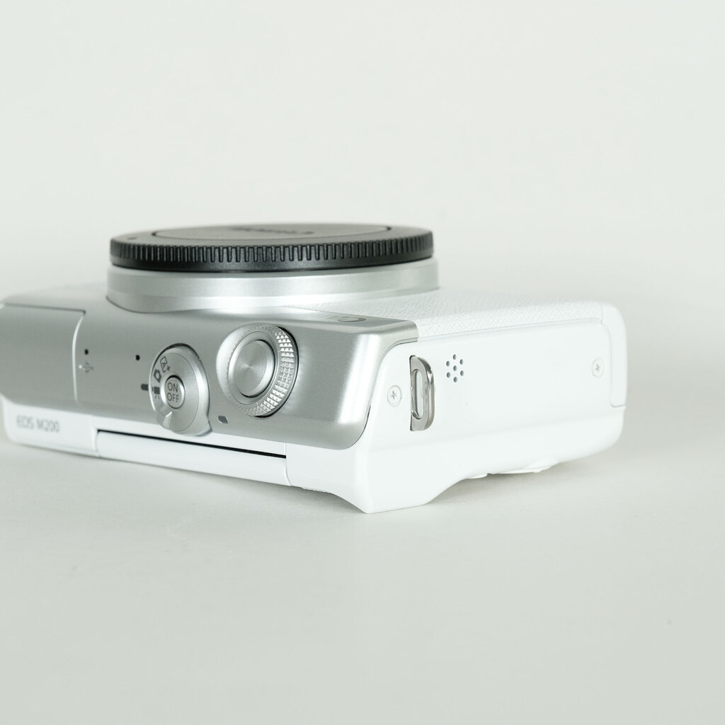 Canon EOS M200 ボディ ホワイト