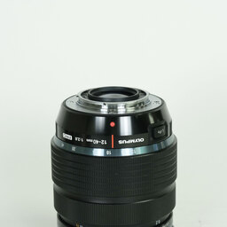 OLYMPUS M.ZUIKO DIGITAL ED 12-40mm F2.8 PRO OLYMPUS M.ZUIKO DIGITAL ED 12-40mm F2.8 PRO