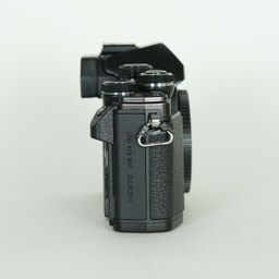 OLYMPUS OM-D E-M10 Mark II