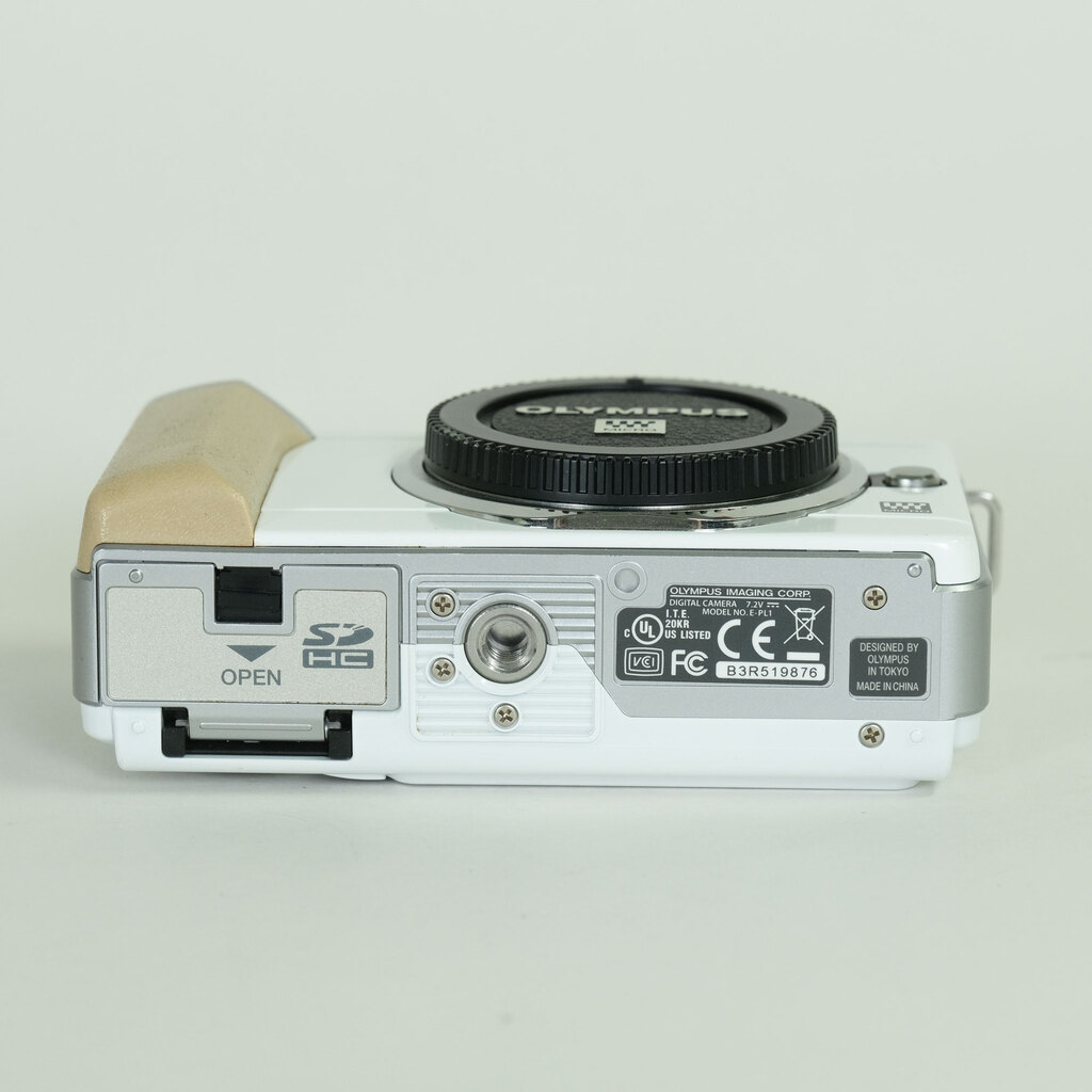OLYMPUS PEN Lite E-PL1 ボディ ホワイト OLYMPUS PEN Lite E-PL1 ボディ ホワイト