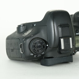 Canon EOS 7D Mark II