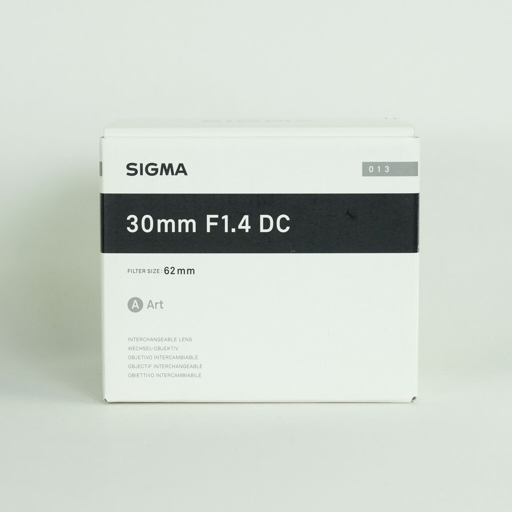 SIGMA 30mm F1.4 DC HSM | Art [キヤノン用]