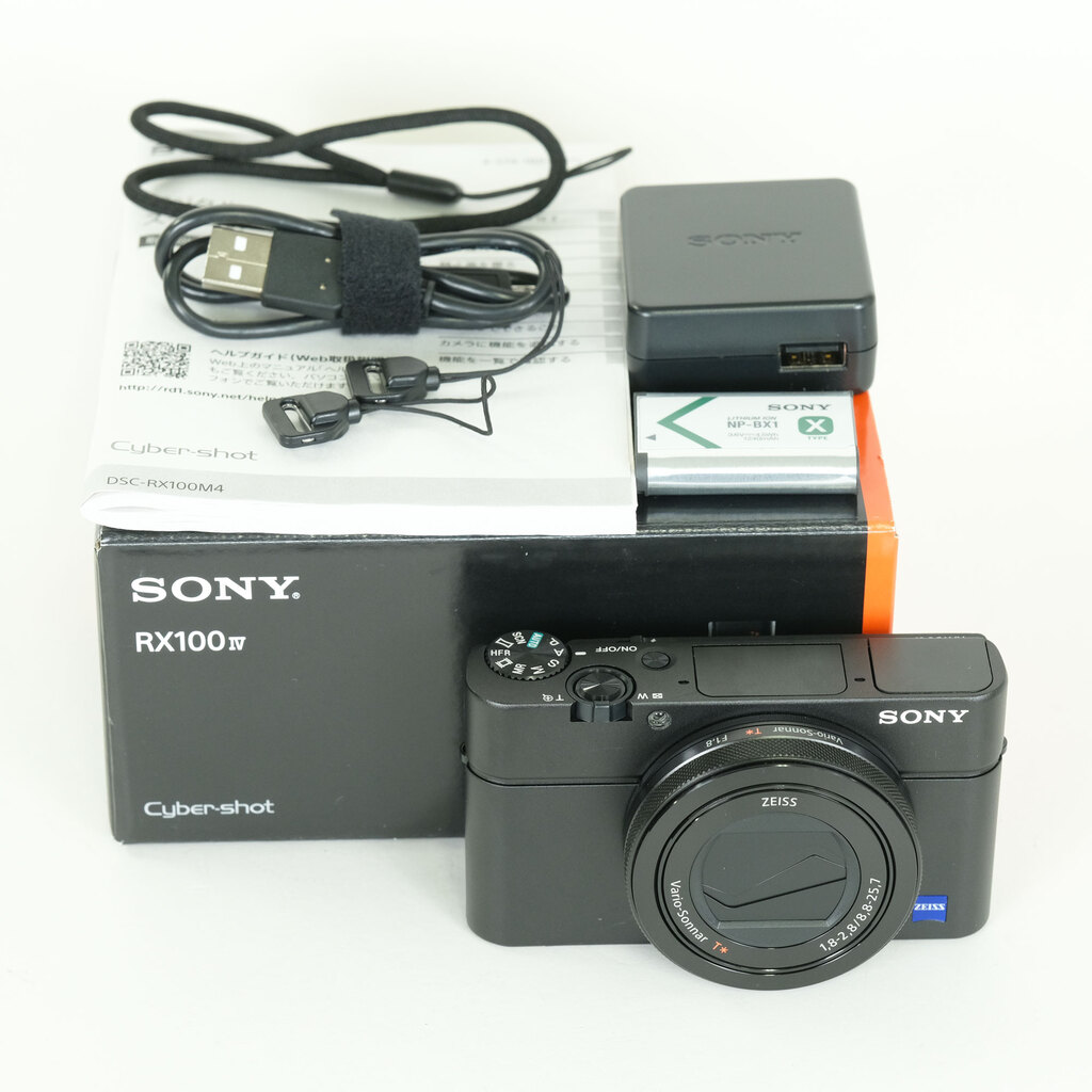 SONY Cyber-shot DSC-RX100M4