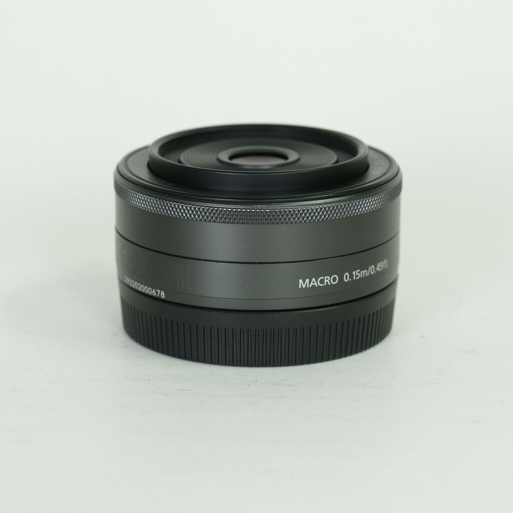 Canon EF-M22mm F2 STM