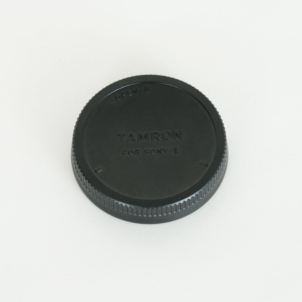 TAMRON 70-300mm F/4.5-6.3 Di III RXD (Model A047) [ソニーE用]