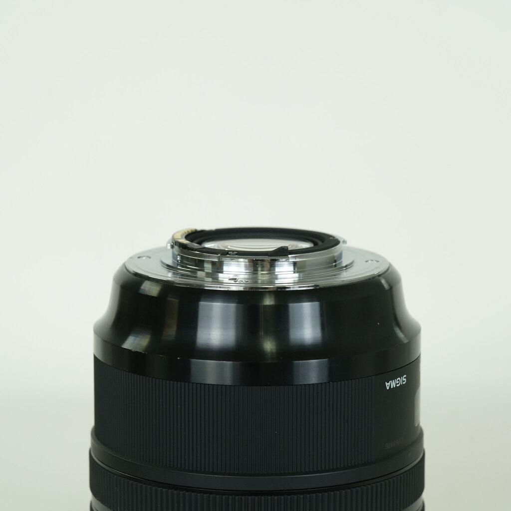 SIGMA 24-70mm F2.8 DG OS HSM｜Art [シグマSA用]