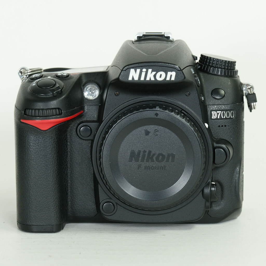 Nikon D7000