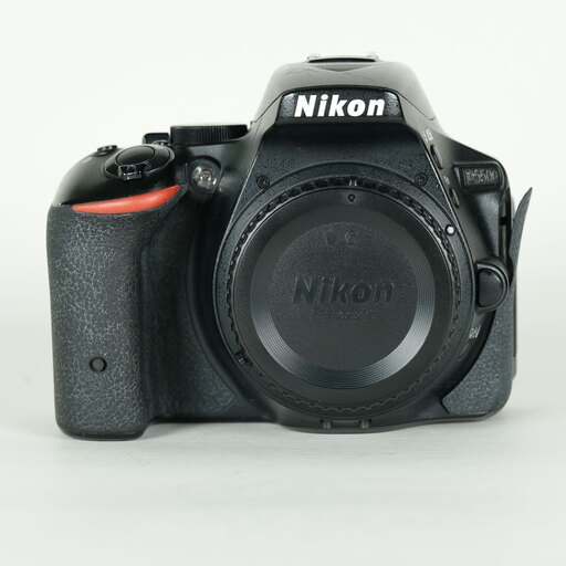 Nikon D5500