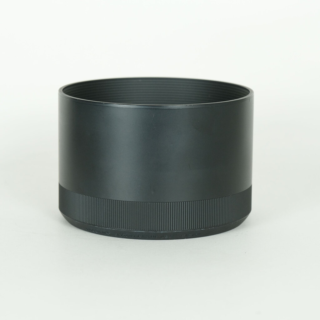 SIGMA Art 135mm F1.8 DG HSM (ソニーE用) SIGMA Art 135mm F1.8 DG HSM (ソニーE用)