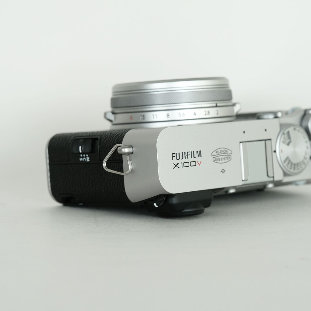 FUJIFILM X100V シルバー