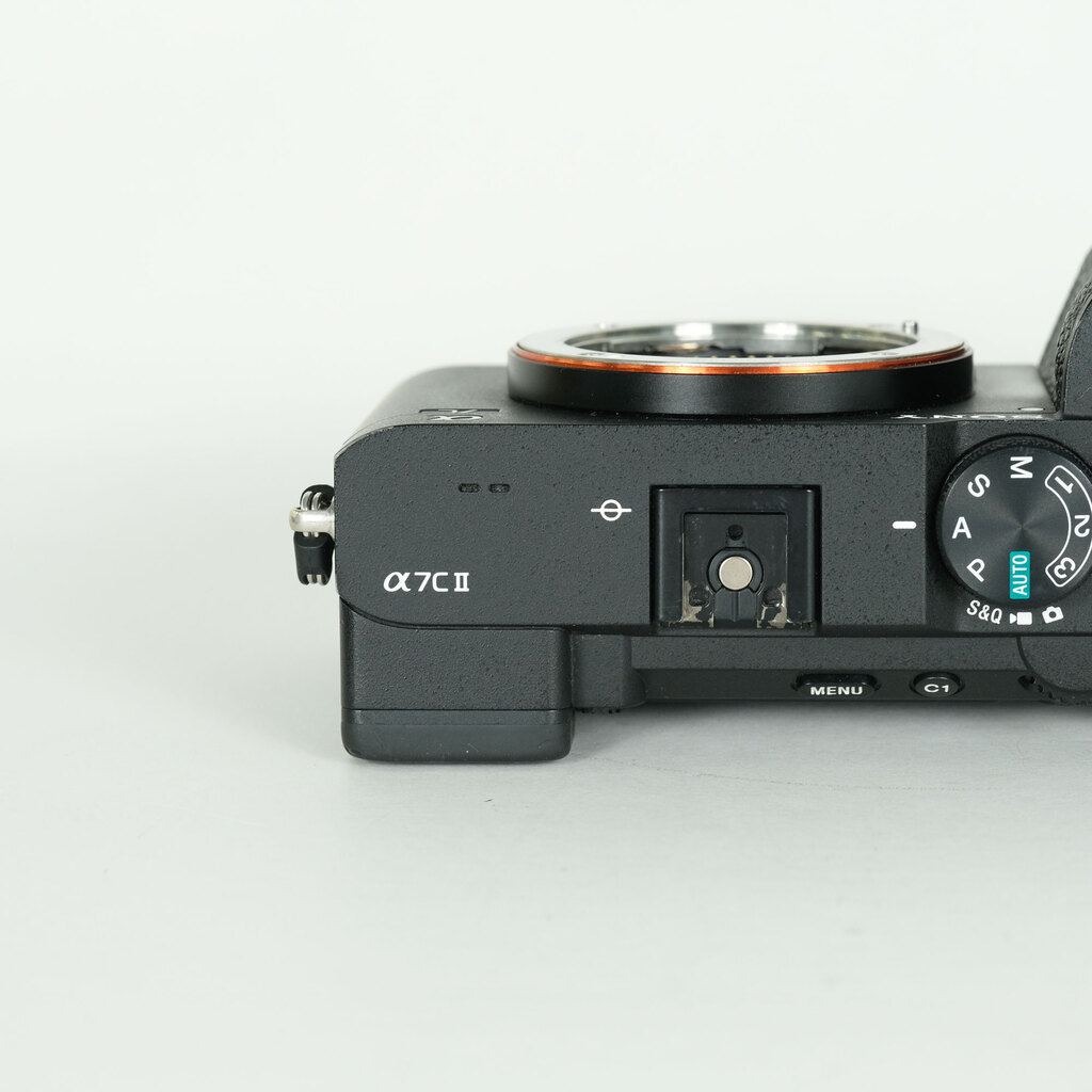 SONY α7C II（ILCE-7CM2）の出品 | ONE SCENE（ワンシーン）
