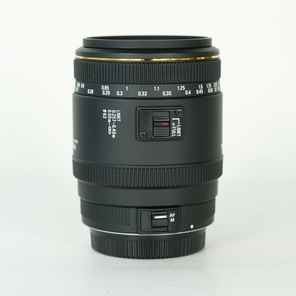 SIGMA 70mm F2.8 EX DG MACRO [シグマSA用]の出品 | ONE SCENE（ワン