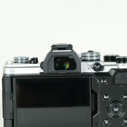 OM SYSTEM OM-3