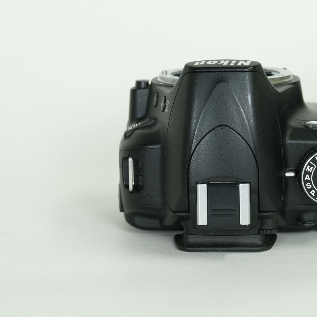 Nikon D3100 ボディ