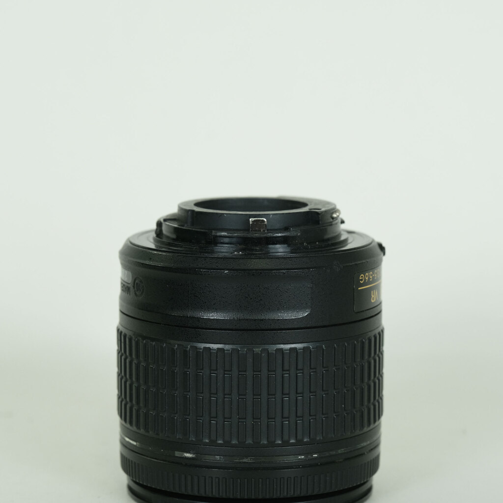 Nikon AF-P DX NIKKOR 18-55mm F3.5-5.6G VR Nikon AF-P DX NIKKOR 18-55mm F3.5-5.6G VR