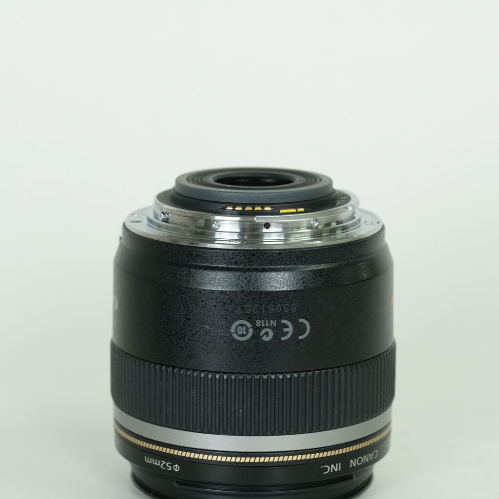 Canon EF-S60mm F2.8 マクロ USM