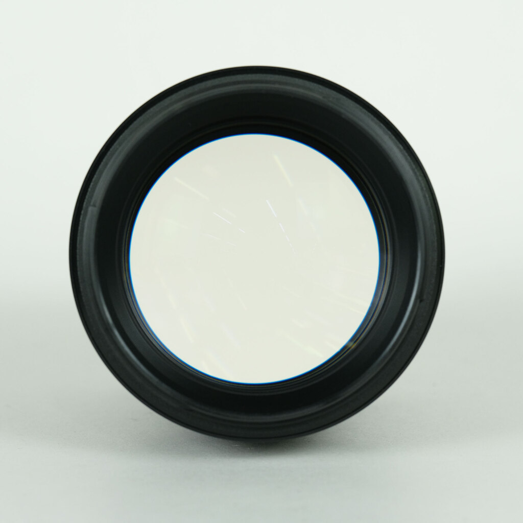 Nikon NIKKOR Z 135mm f/1.8 S Plena