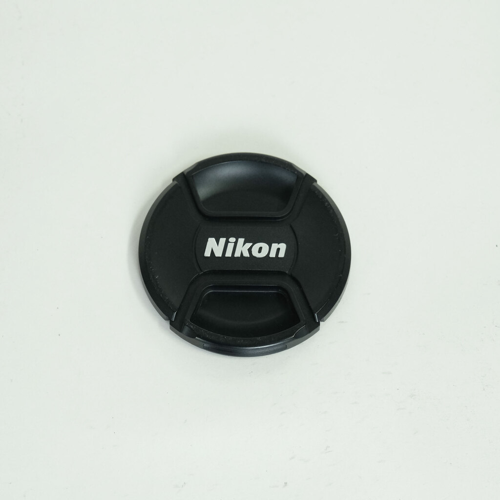 Nikon AF-S DX NIKKOR 18-300mm F3.5-5.6G ED VR