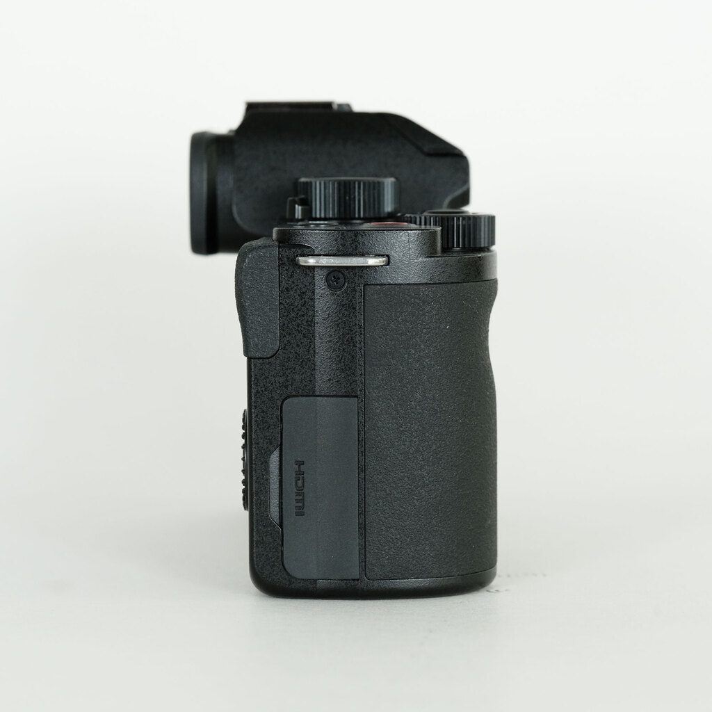 Panasonic LUMIX DC-G100V 標準ズームレンズ ＋ トライポッドグリップ