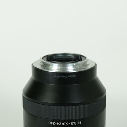 SONY FE 24-240mm F3.5-6.3 OSS SEL24240