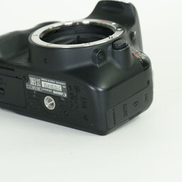 Canon EOS Kiss X7