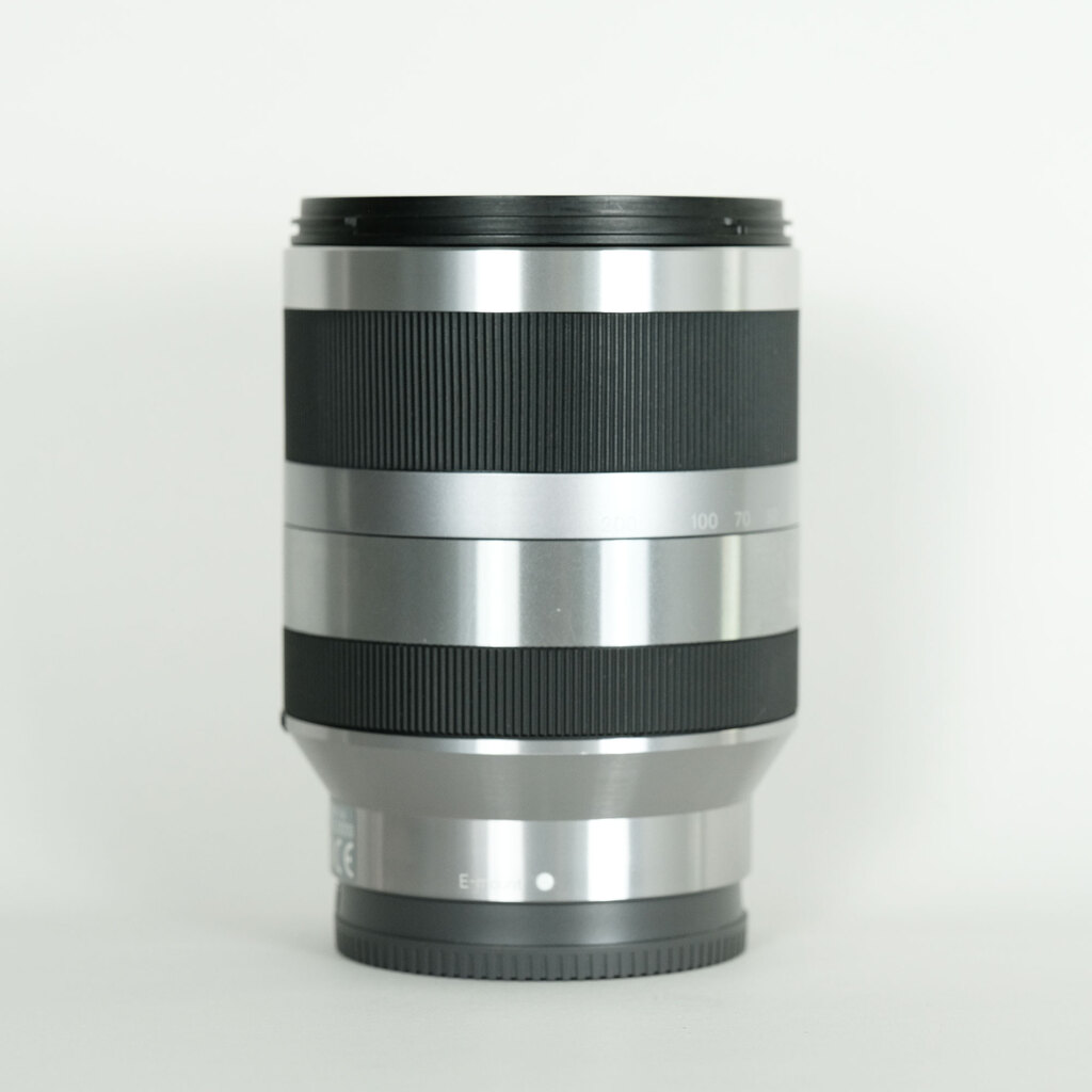 SONY E18-200mm F3.5-6.3 OSS SEL18200