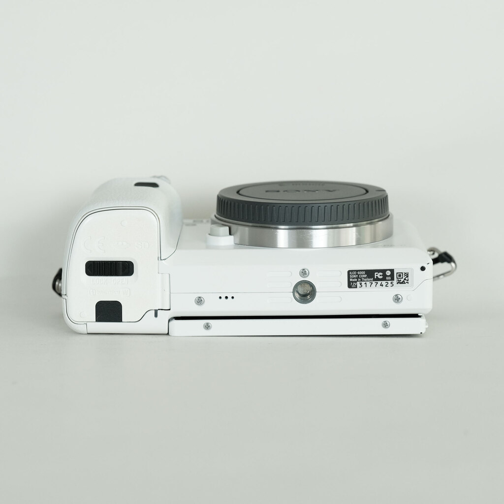 SONY α6000（ILCE-6000）